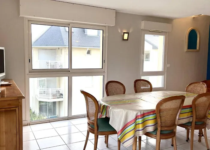 390 Appartement 3 Chambres Avec Vue Sur La Grande Plage De Saint-Cast